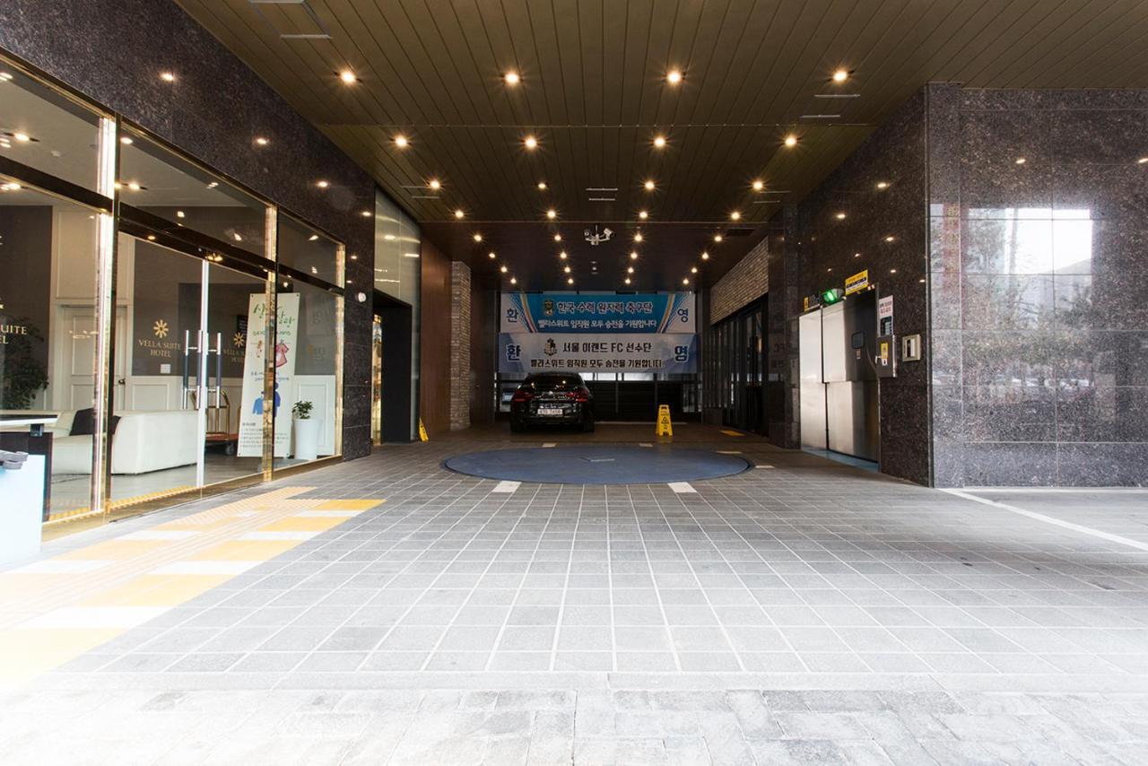 Vella Suite Hotel Suwon Ngoại thất bức ảnh